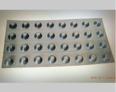 辽源市高密度聚乙烯土工膜蓄排水板 - 厂家